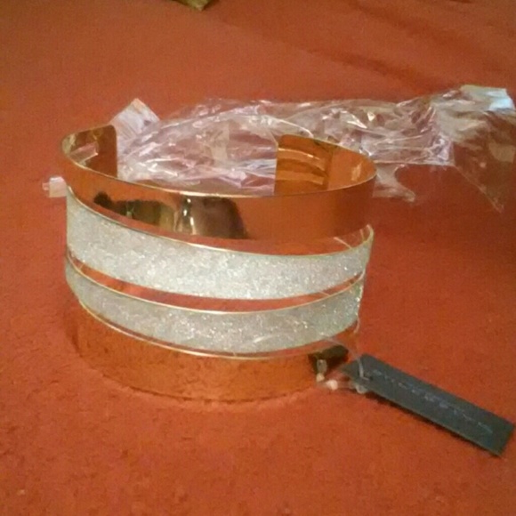 Worn once Bracelet - Picture 1 of 2