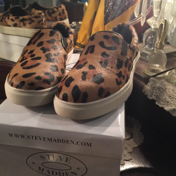 Steve Madden Eccentric Leopard Loafers - NIB (8.5)