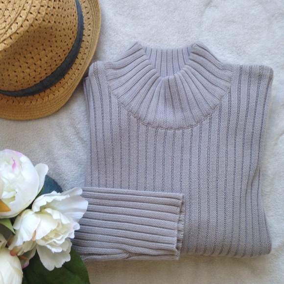 J. Crew Sweaters - 💥 TODAY ONLY $15💥J.Crew 👚 Sweater