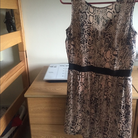 Snakeskin dress - Picture 1 of 4