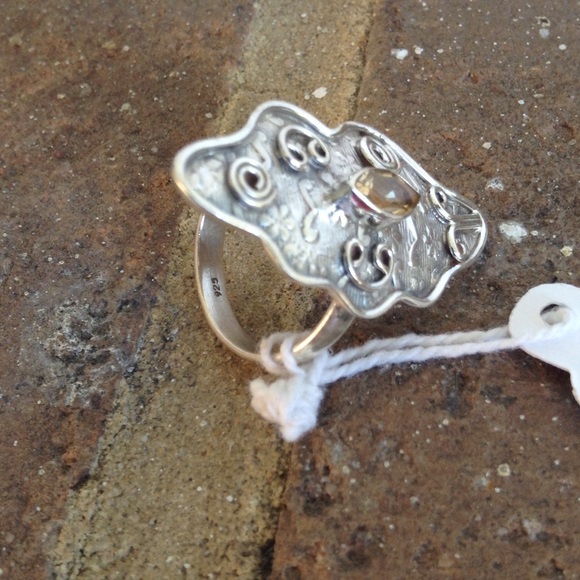 MAGNIFICENT YELLOW CITRINE QUARTZ - Picture 4 of 4