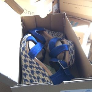 TOMS Strappy Wedges Blue Mixed Rope SZ 6.5