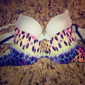 Victoria's Secret Bras!