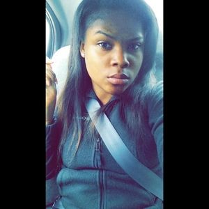 Meet your Posher, Corjonna