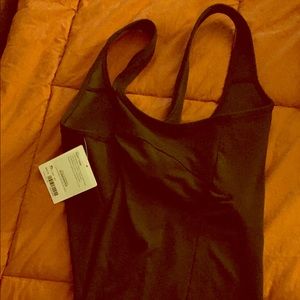 Athleta black swift tank XL
