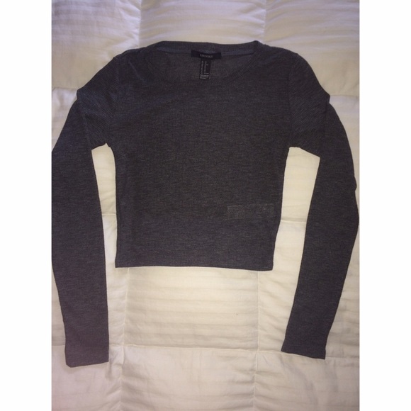 NWOT Heather Gray Cropped Top