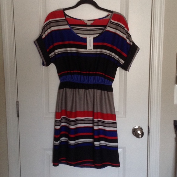 Short sleeve print dress