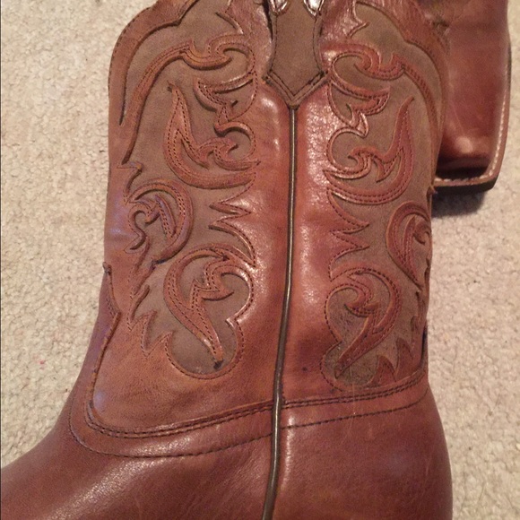 Ariat low Boots - Picture 2 of 4