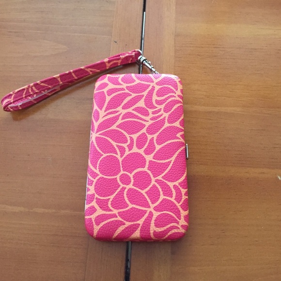 Handbags - Wristlet