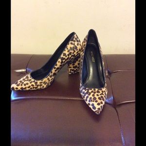 Nine West UGoGirl Leopard print pump.