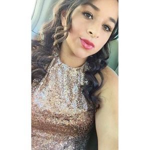 Meet your Posher, Carla