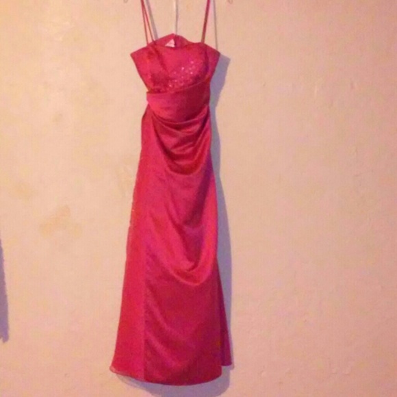 David's Bridal dress. Worn 1 time.