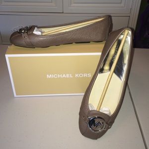 Michael Kors Fulton Flat
