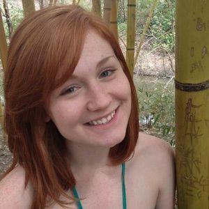 Meet your Posher, Carrie