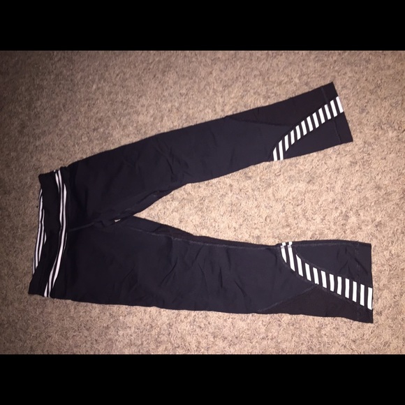 Lululemon run inspire crops