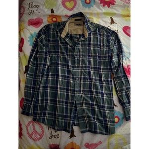 Wranger Hero Plaid Button Up