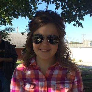 Meet your Posher, Grace