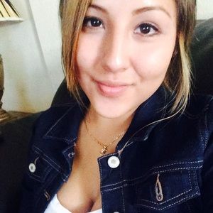 Meet your Posher, Araceli