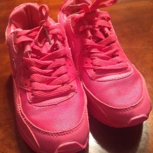 Pink nike air max