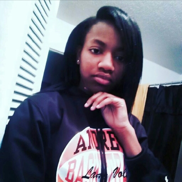 Meet your Posher, Dejanay - Picture 1 of 1