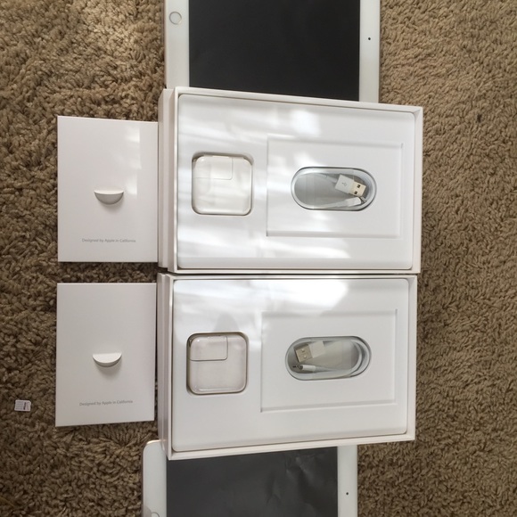 Apple IPad - Picture 4 of 4