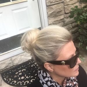 Meet your Posher, Roxanne