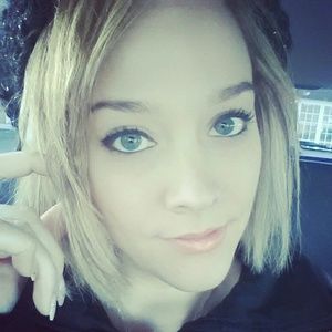 Meet your Posher, Sharissa