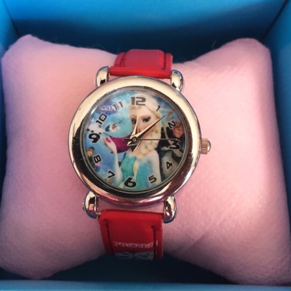 🆕😍 Disney's Frozen watch, red