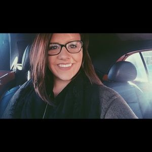 Meet your Posher, Mckenzie