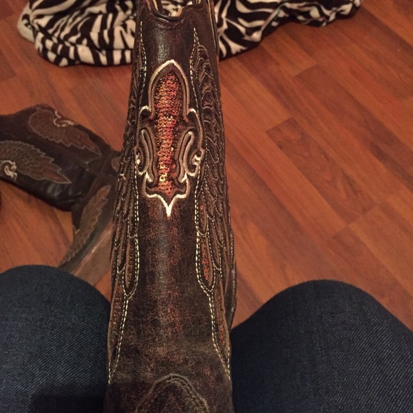 Corral boots