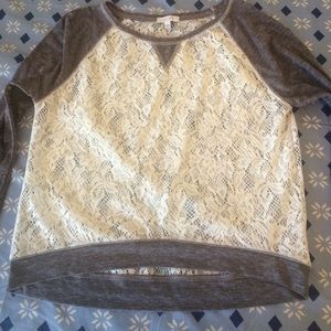 Lace and cotton sleeved top