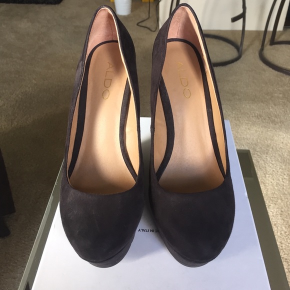 ALDO Black Suede Wedges Size 7