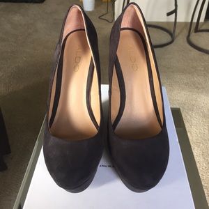 ALDO Black Suede Wedges Size 7