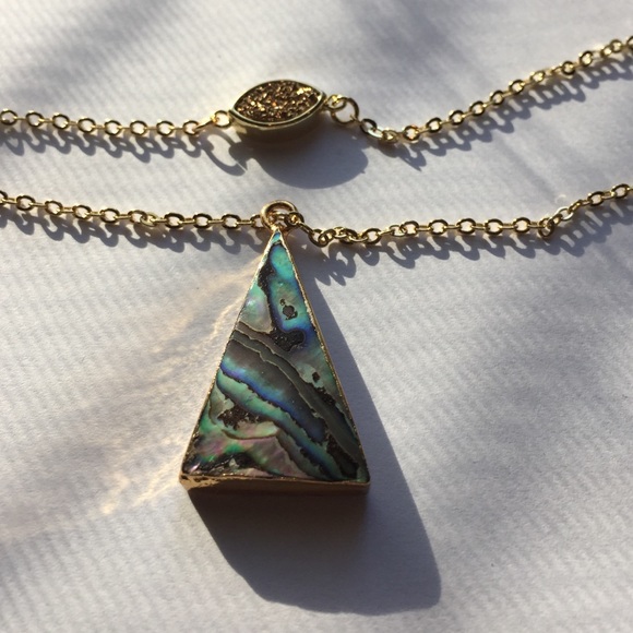 Jewelry - 🌸🌸Best In Gifts HP🌸🌸Necklace Abalone and Druzy