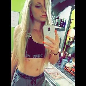 Meet your Posher, Jade