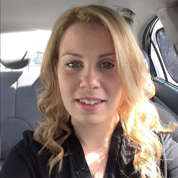 Meet your Posher, Kelly - Picture 1 of 1