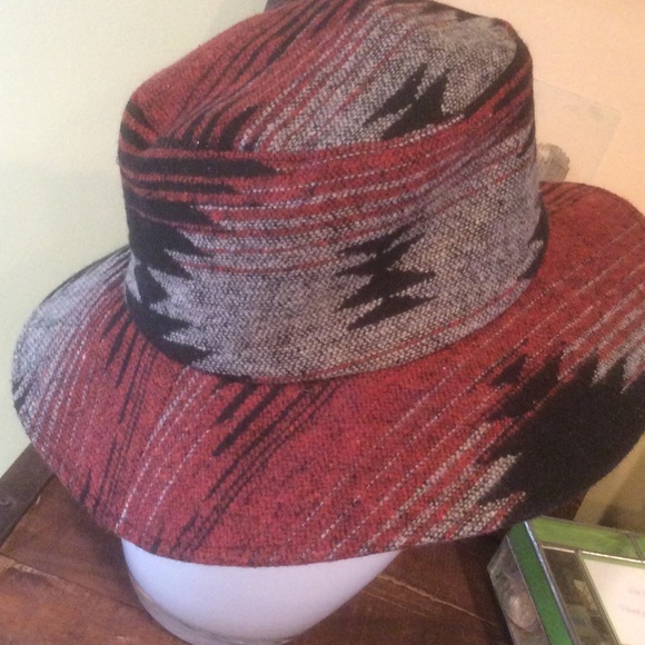 Urban Outfitters Ecote Flannel Bucket Hat - Picture 2 of 4