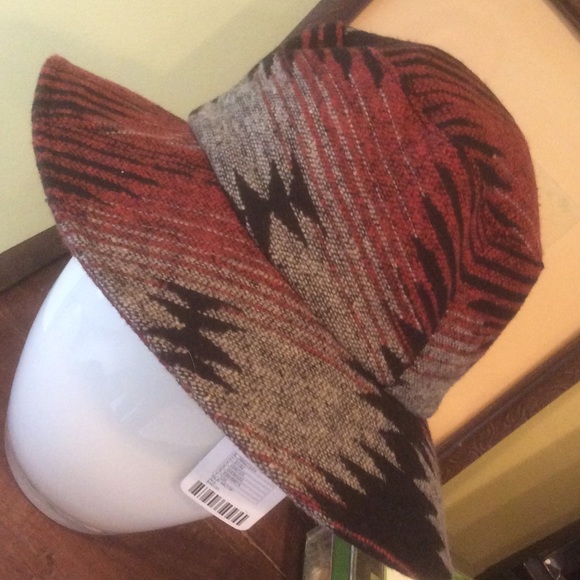 Urban Outfitters Ecote Flannel Bucket Hat - Picture 3 of 4