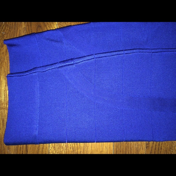 Bebe midi skirt additional pics - Picture 3 of 4