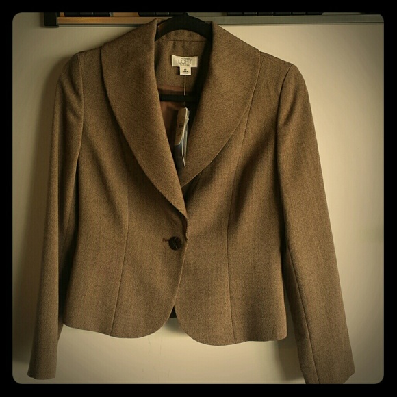 NWT brown blazer