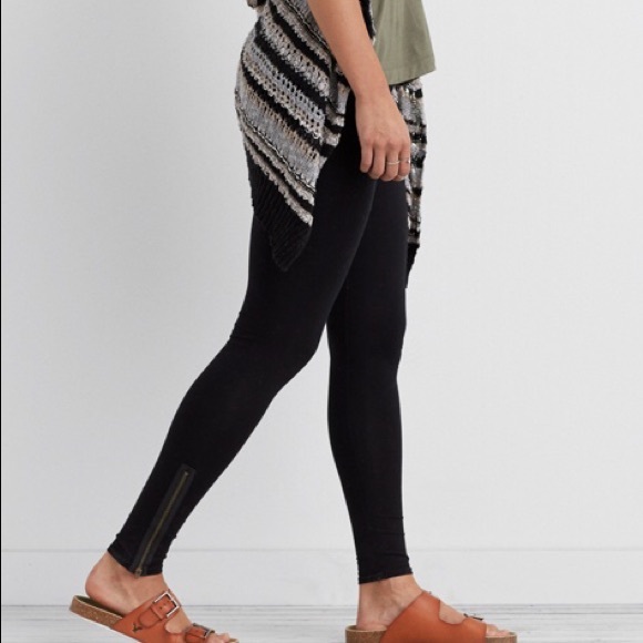 American Eagle hi-rise leggings NWOT