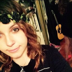 Meet your Posher, Kayce