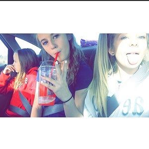 Meet your Posher, Allie