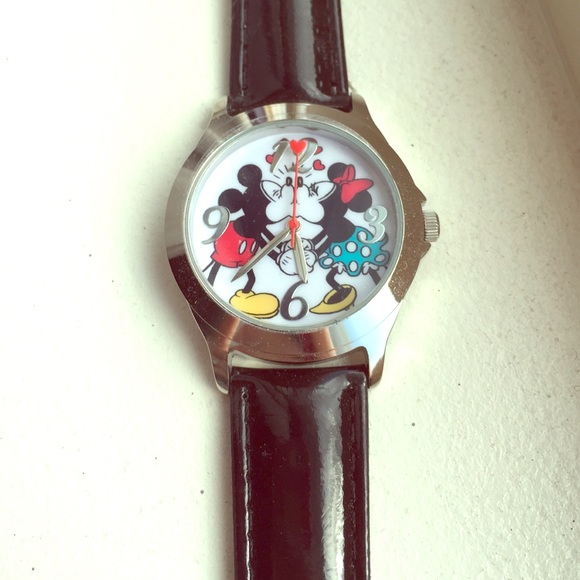 Minnie&Mickey watch.