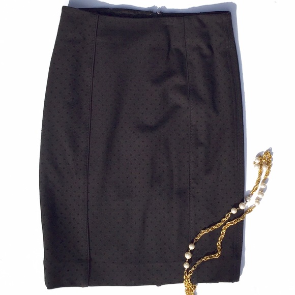 White House Black Market Knit Pencil Skirt (NWOT)