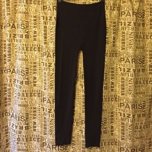 M/L leggings from body central