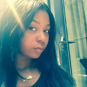 Meet your Posher, Kara