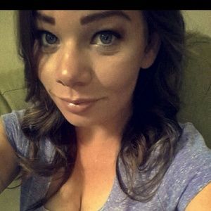 Meet your Posher, Tarra