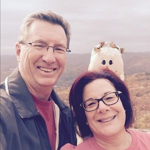 Meet your Posher, Joy