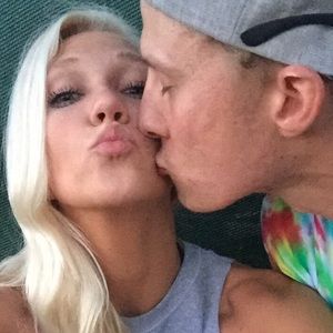 Meet your Posher, Evia